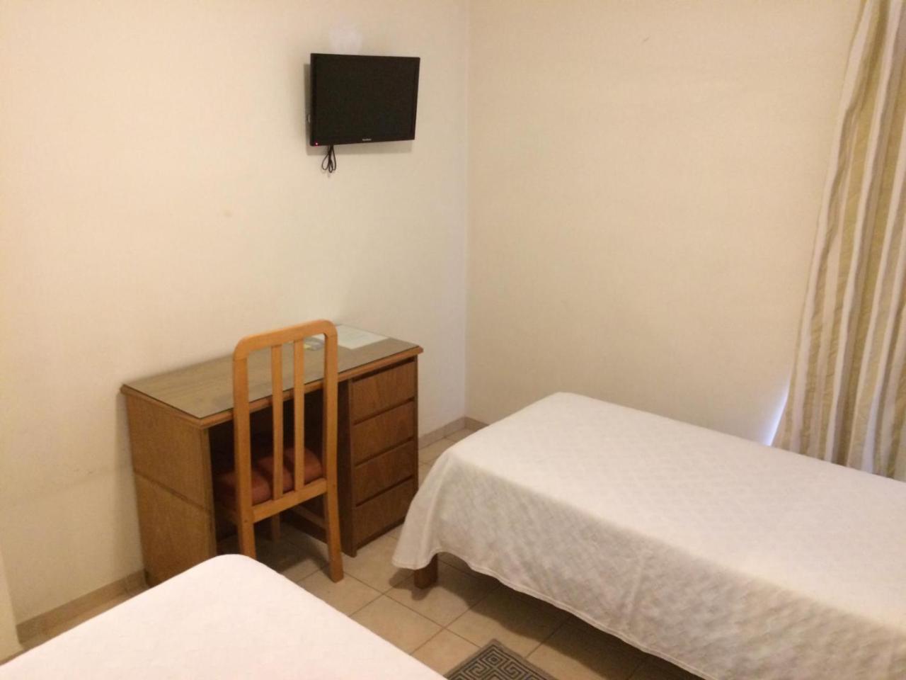 Hotel Pico 헤네랄 피코 외부 사진