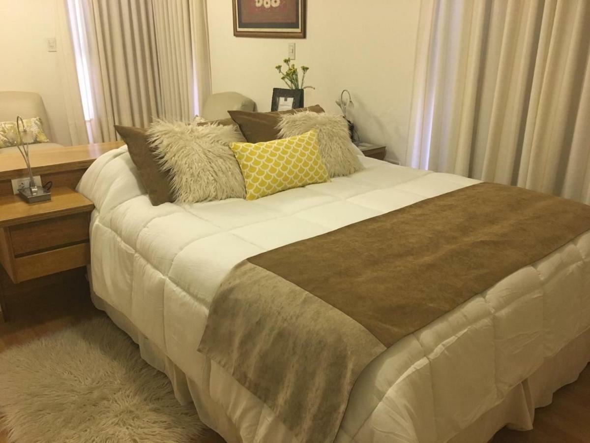 Hotel Pico 헤네랄 피코 외부 사진